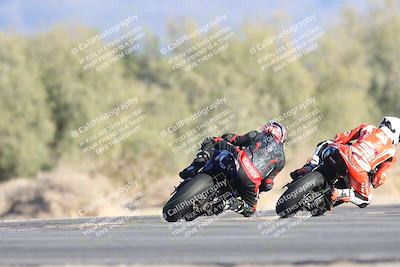 media/Dec-06-2025-CVMA (Sat) [[4a896cc04c]]/Race 12-Supersport Middleweight/